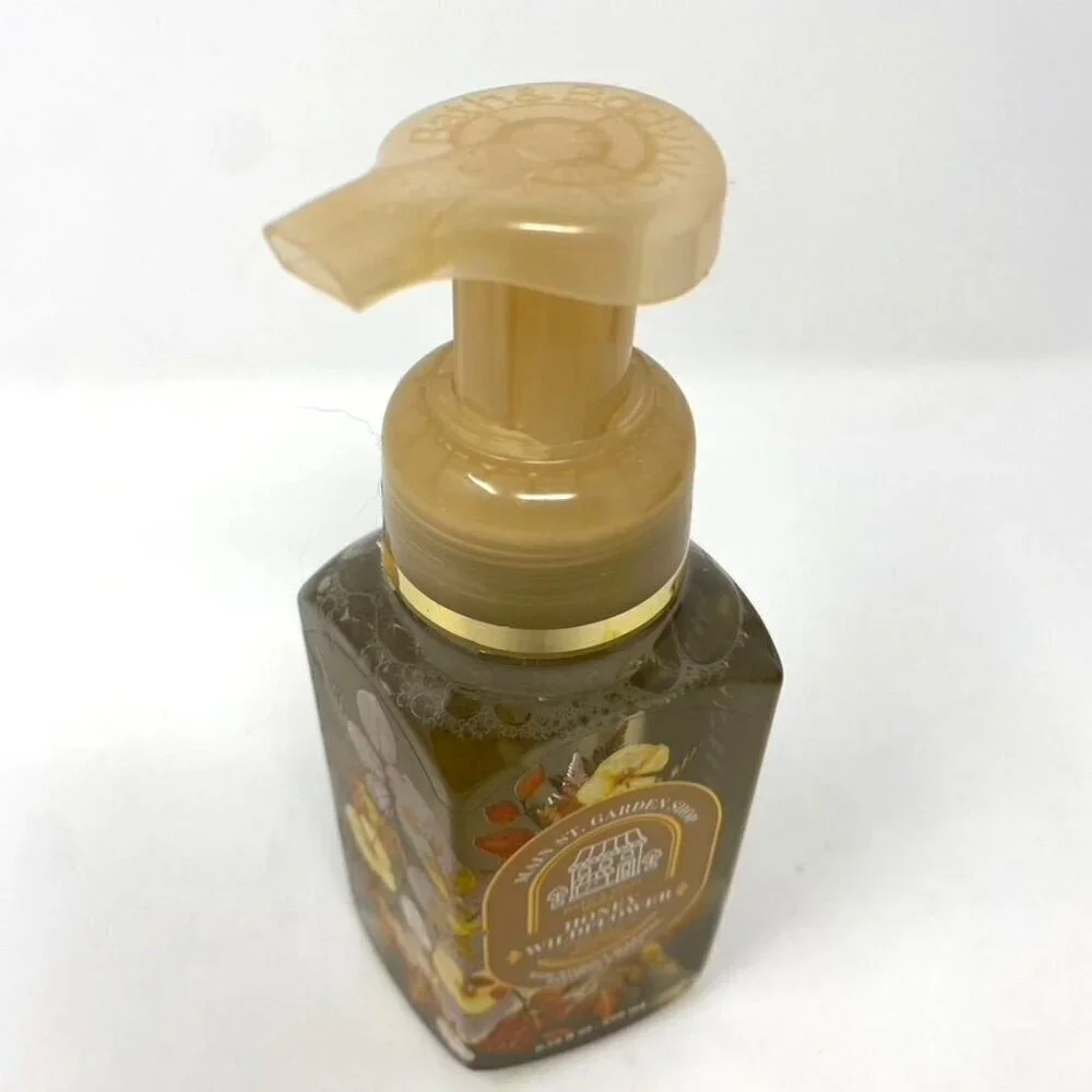 Bath & Body Works Honey Wildflower Gentle And Clean Foaming Hand Soap